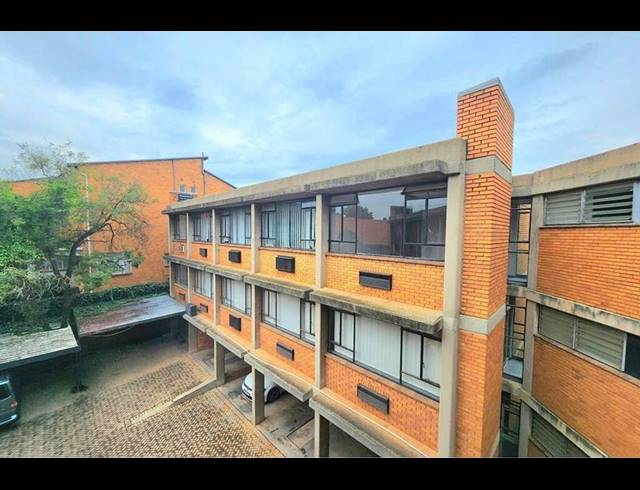 BUSINESS FOR SALE IN ROBINDALE